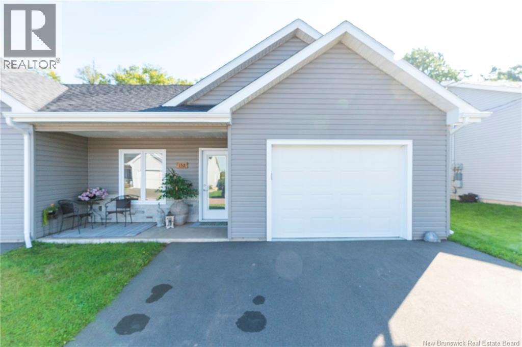 132 McQueen Street - 41