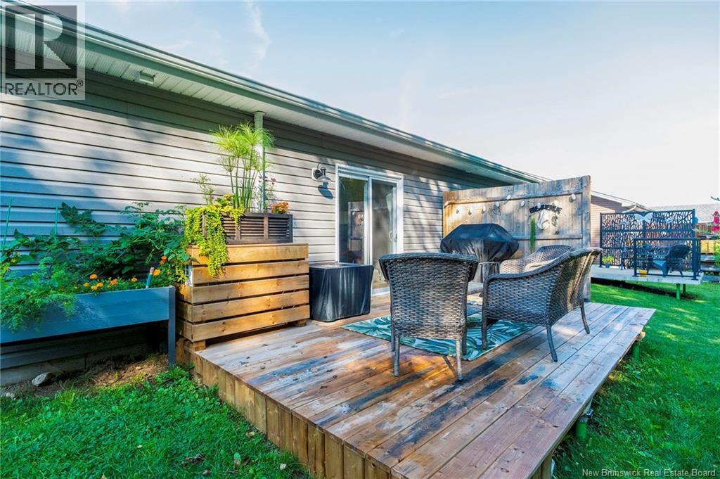 132 McQueen Street - 50