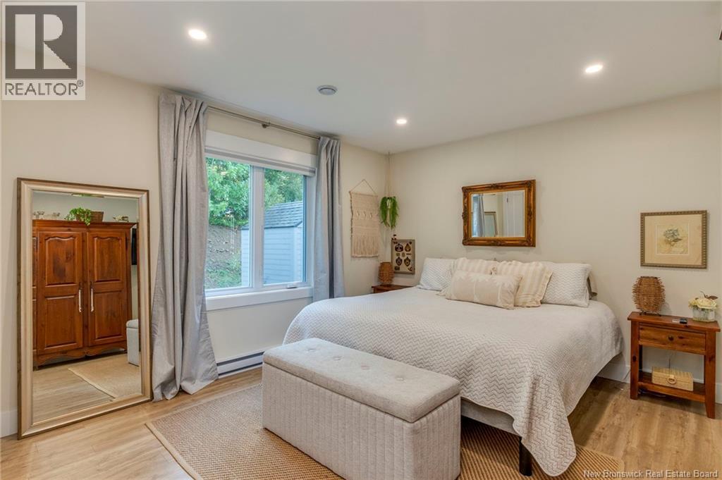 132 McQueen Street - 32