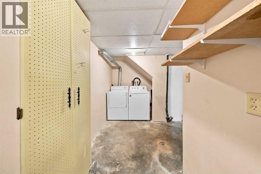 Listing photo – 4216 37 Street, Red Deer