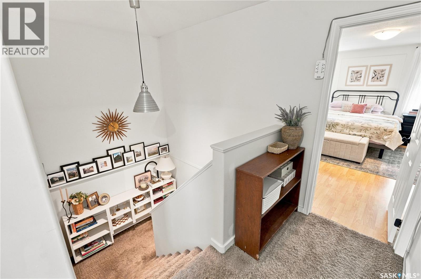 #14 110 Keevil CRESCENT - Image 24
