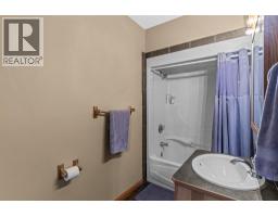389 Eagle Heights, Canmore, AB T1W3C9 Photo 40