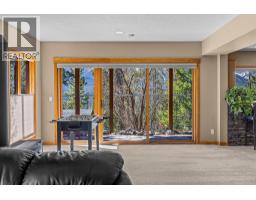 389 Eagle Heights, Canmore, AB T1W3C9 Photo 42