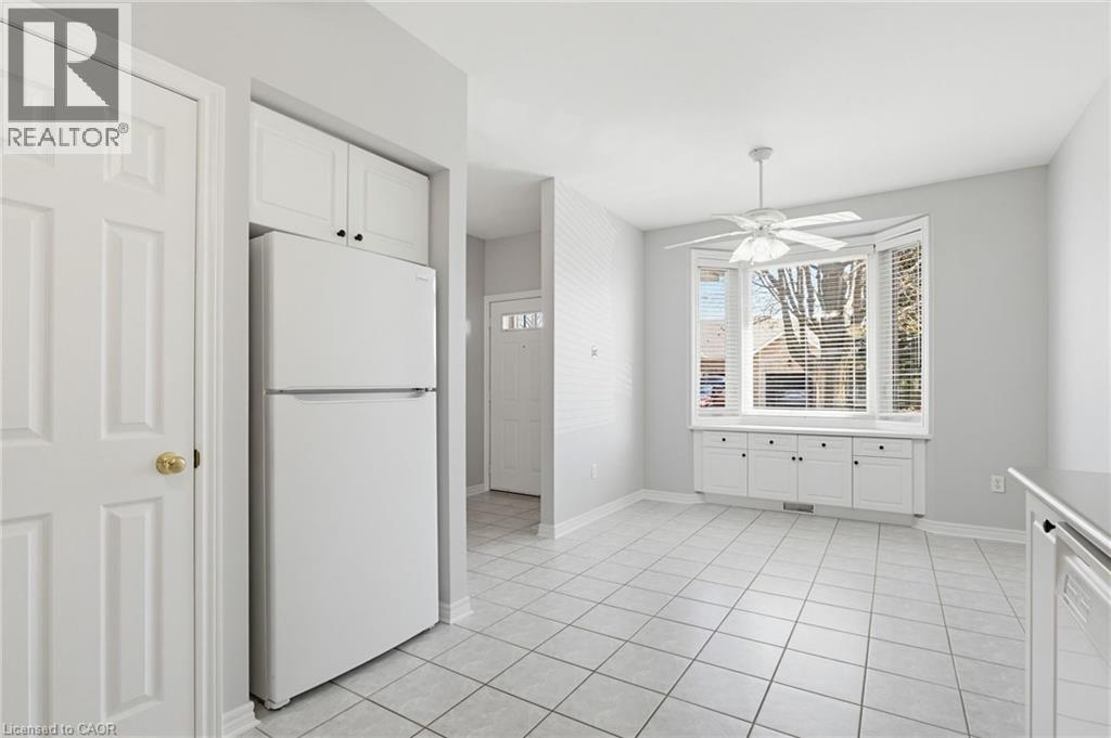34 GREENTRAIL Drive - Image 7