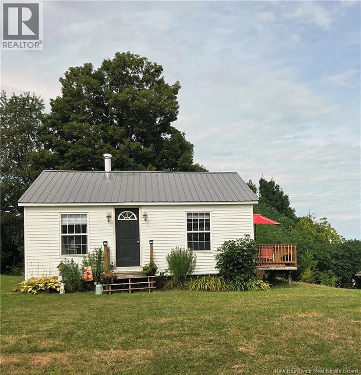 22 Todd St - 2