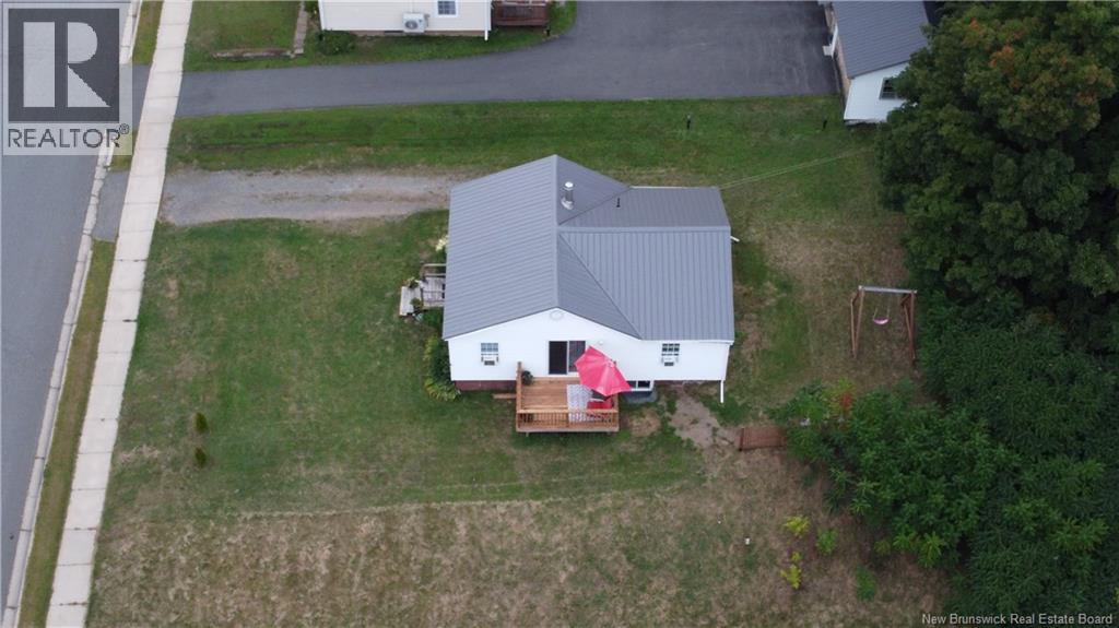 22 Todd St - Image 5