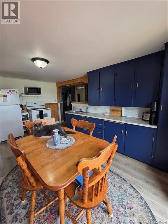 22 Todd St - Image 8