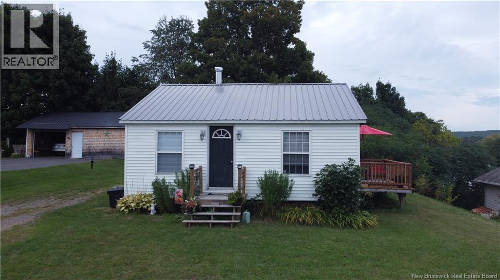 22 Todd St - 1