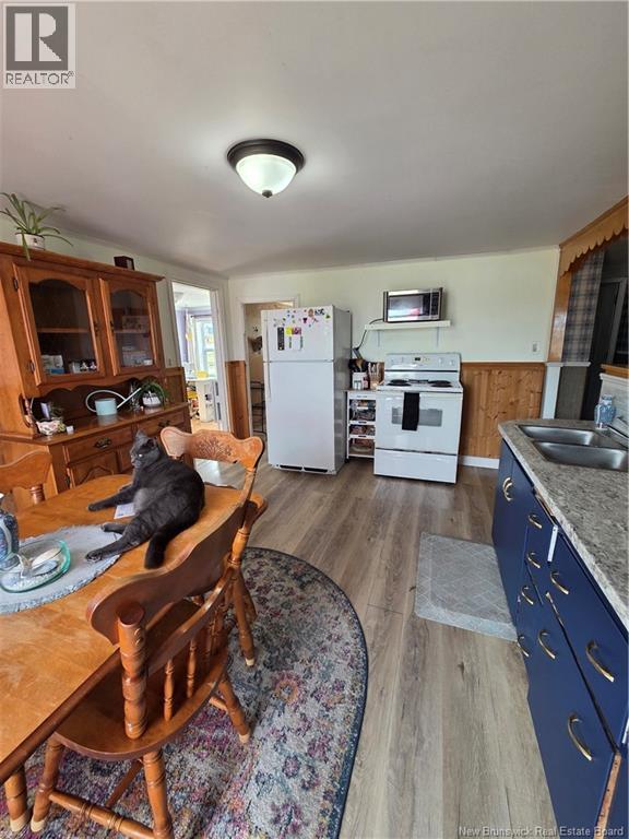 22 Todd St - Image 9