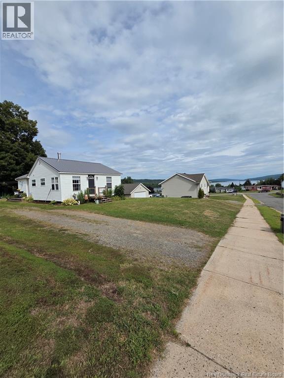 22 Todd St - 48