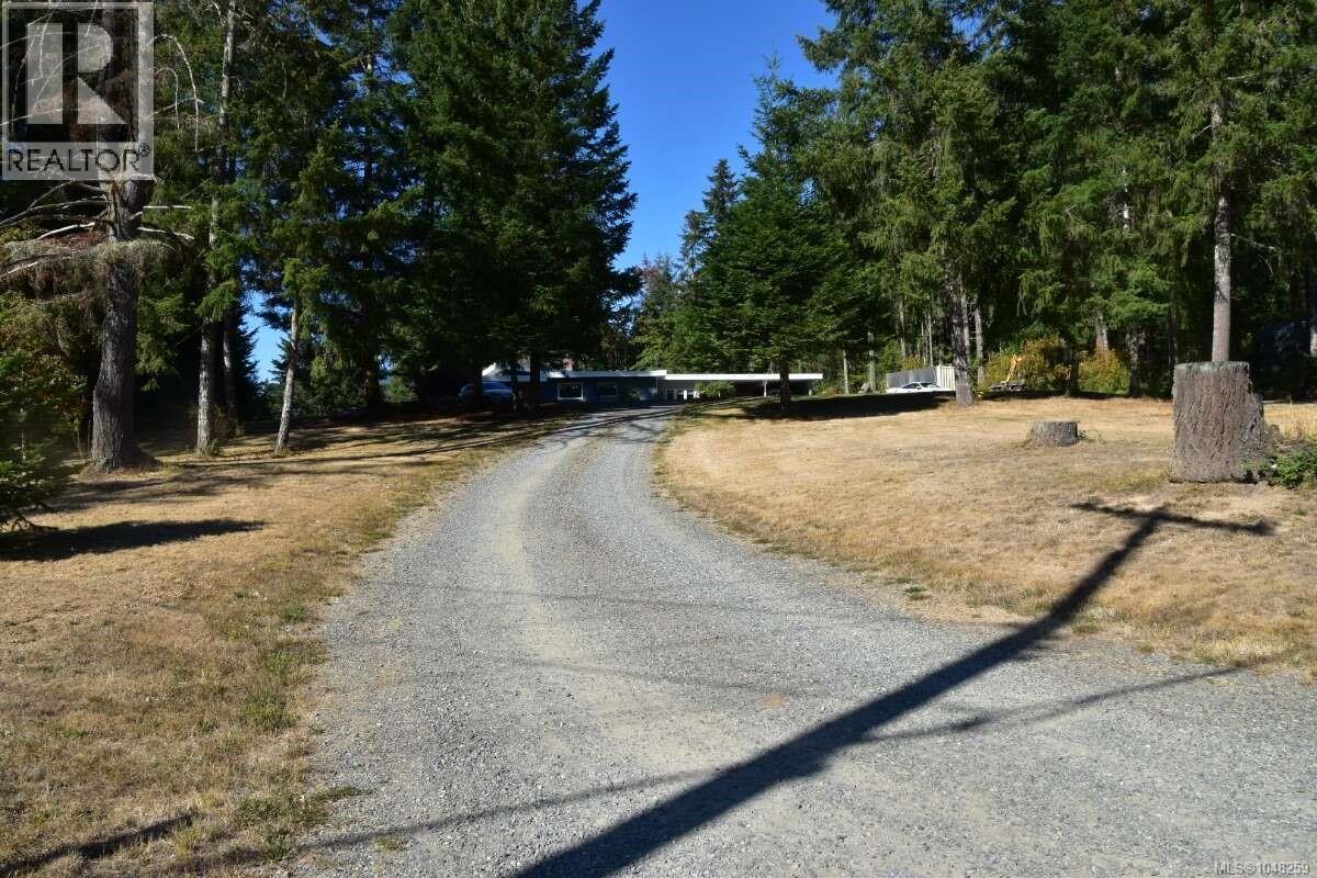4065 Gibbins Rd - 2