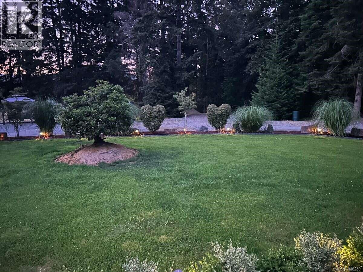 4065 Gibbins Rd - Image 41