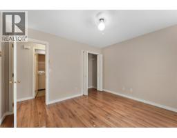 811 Martin Avenue, Kelowna, BC V1Y6V4 Photo 34