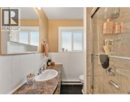 811 Martin Avenue, Kelowna, BC V1Y6V4 Photo 59