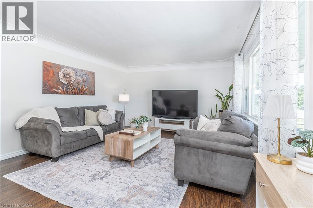 98 DUNCOMBE Drive - 4