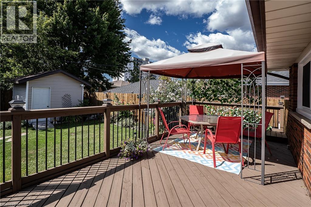 98 DUNCOMBE Drive - Image 29