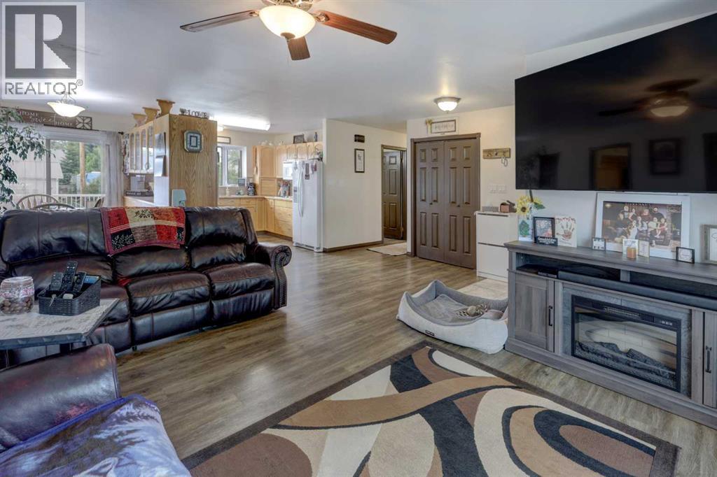 426 9 Street - Image 3