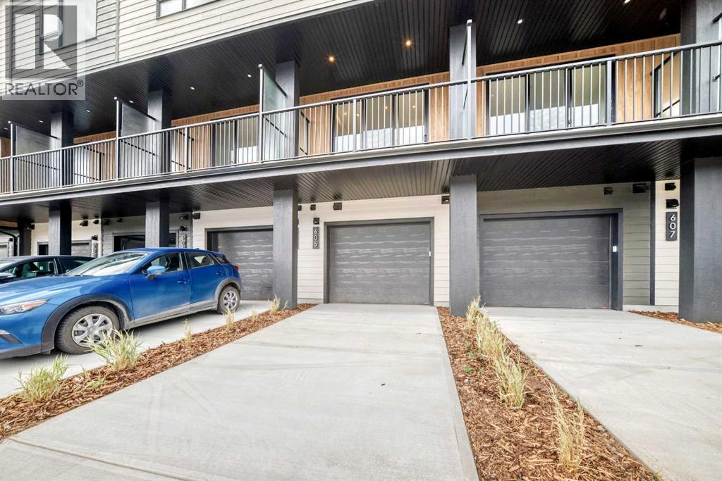 #605 199 Sage Hill Heights NW - 34