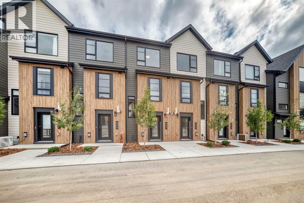 #605 199 Sage Hill Heights NW - 40