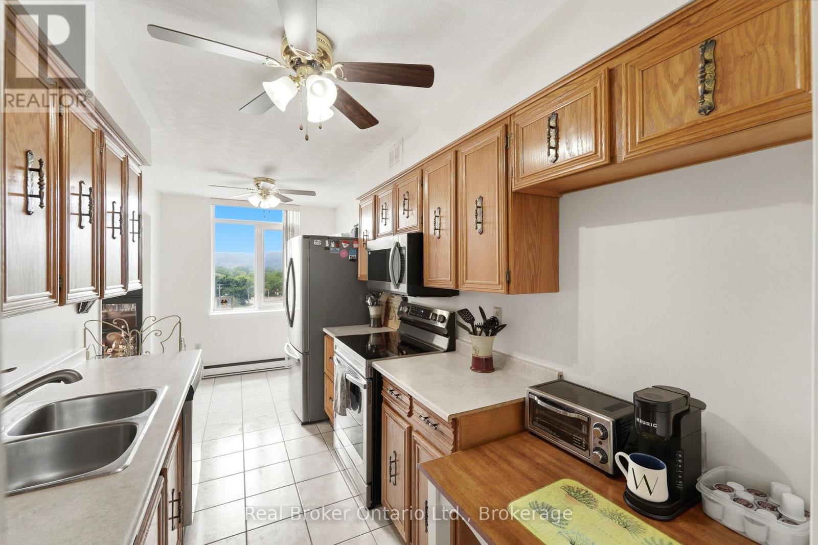 #908 40 HARRISFORD STREET - Image 13