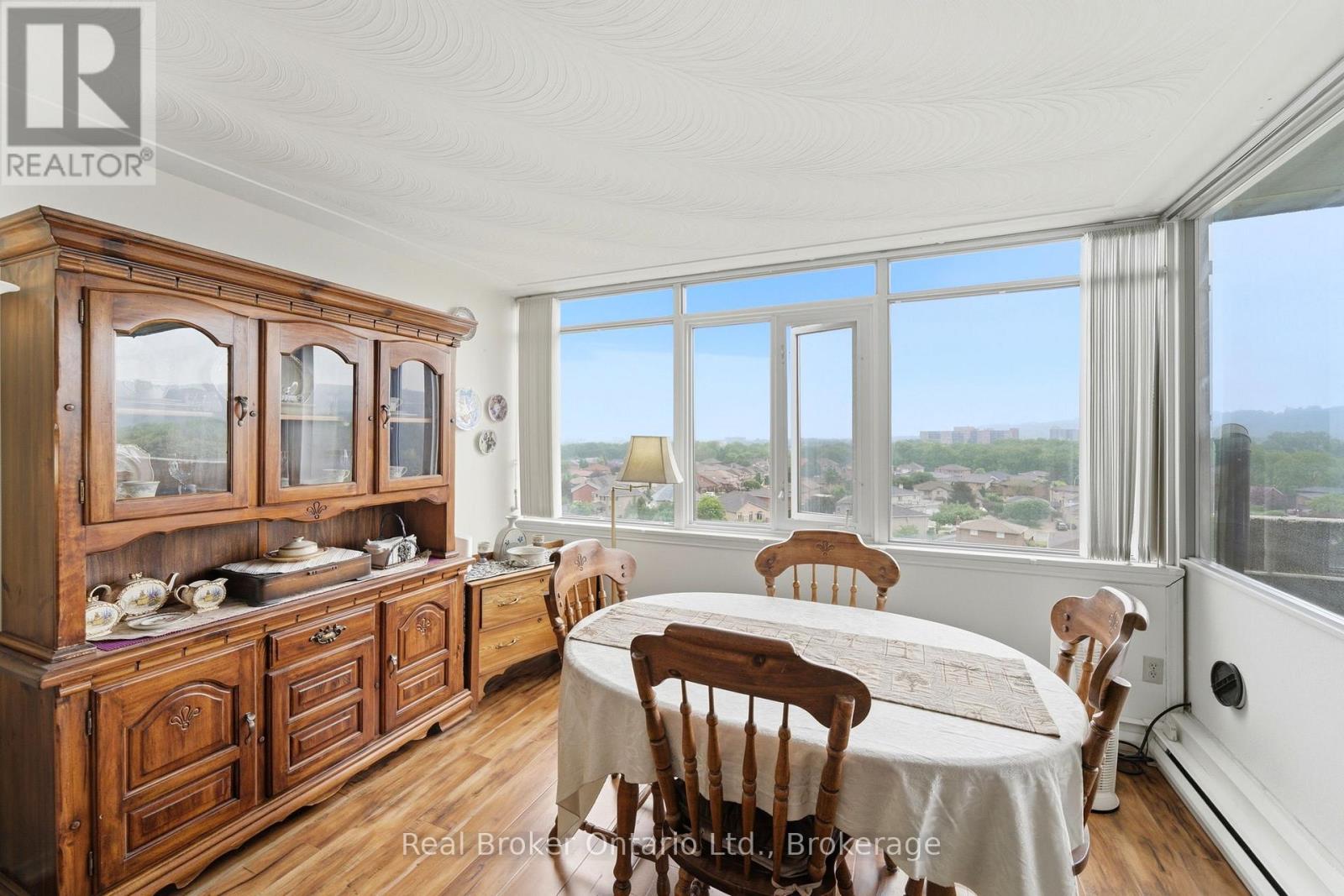 #908 40 HARRISFORD STREET - Image 16