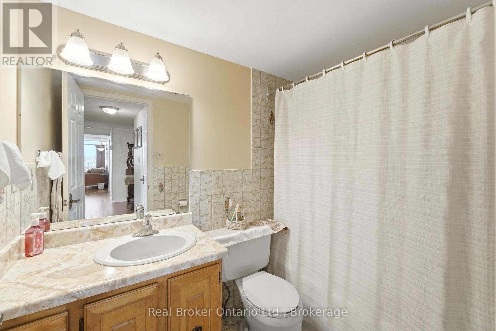 #908 40 HARRISFORD STREET - Image 26