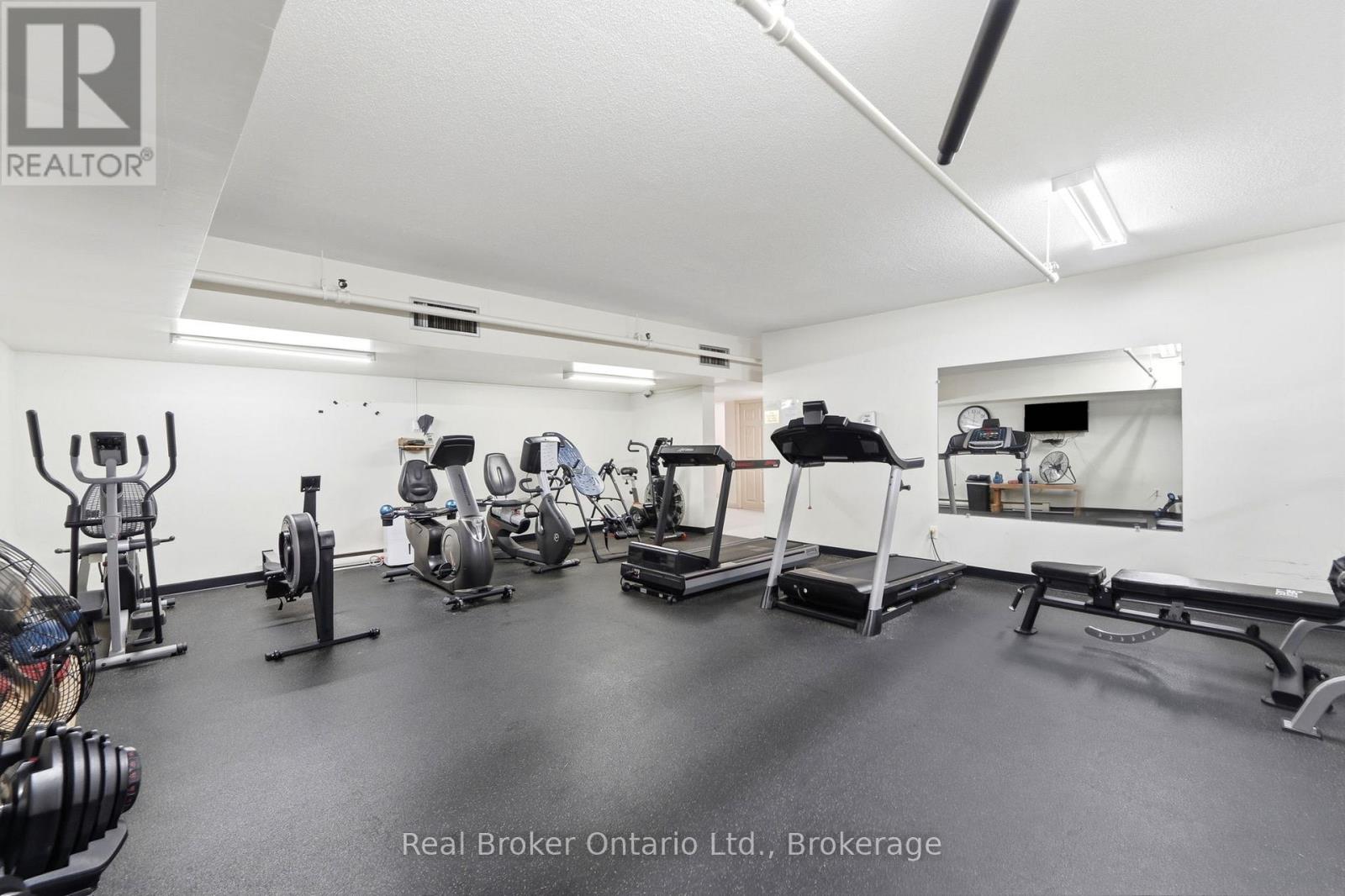 #908 40 HARRISFORD STREET - Image 28