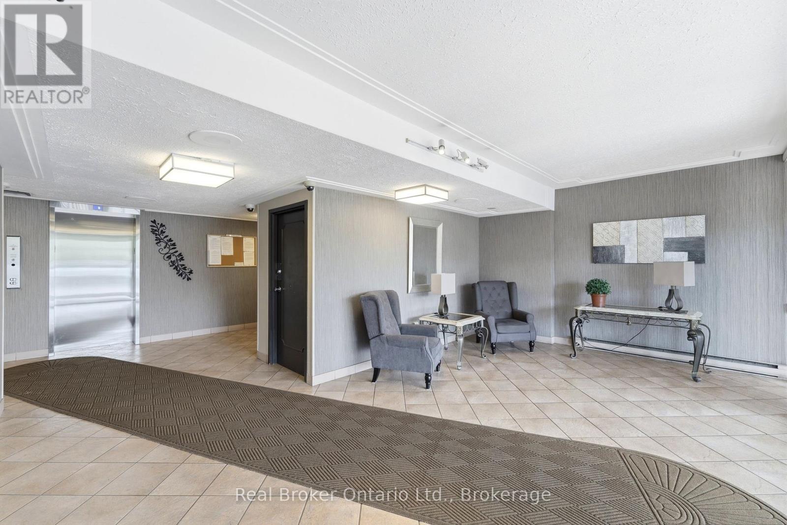 #908 40 HARRISFORD STREET - Image 3