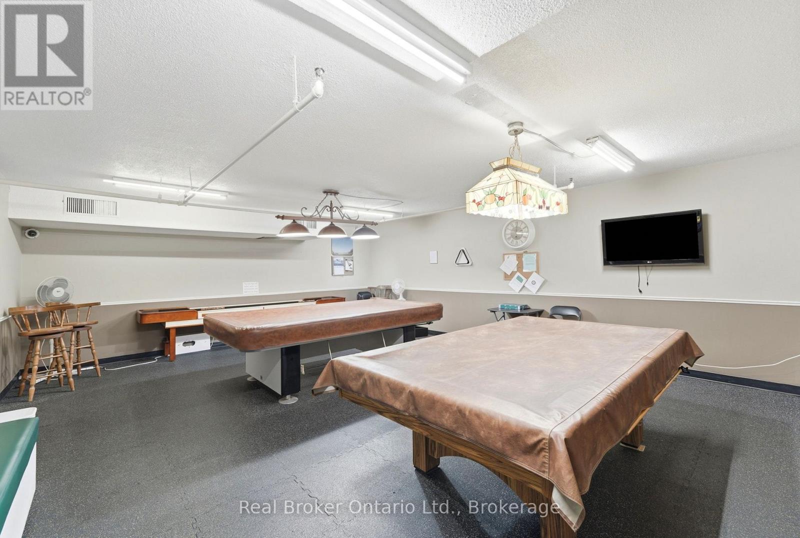 #908 40 HARRISFORD STREET - Image 32