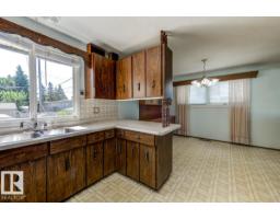 Bedroom 4 - 5811 92 Av Nw, Edmonton, AB T6B2G9 Photo 7