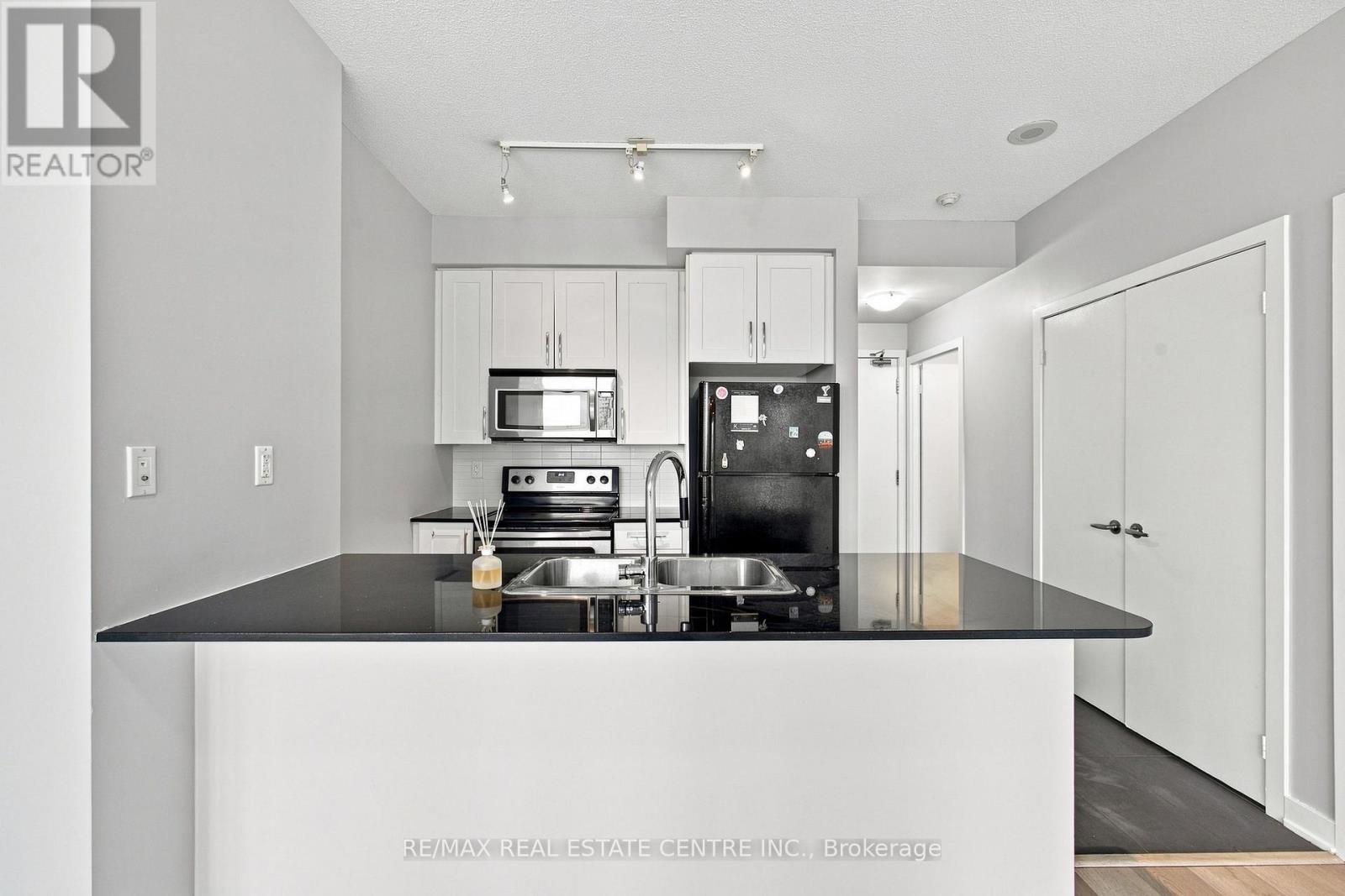 #1103 4065 BRICKSTONE MEWS - Image 12