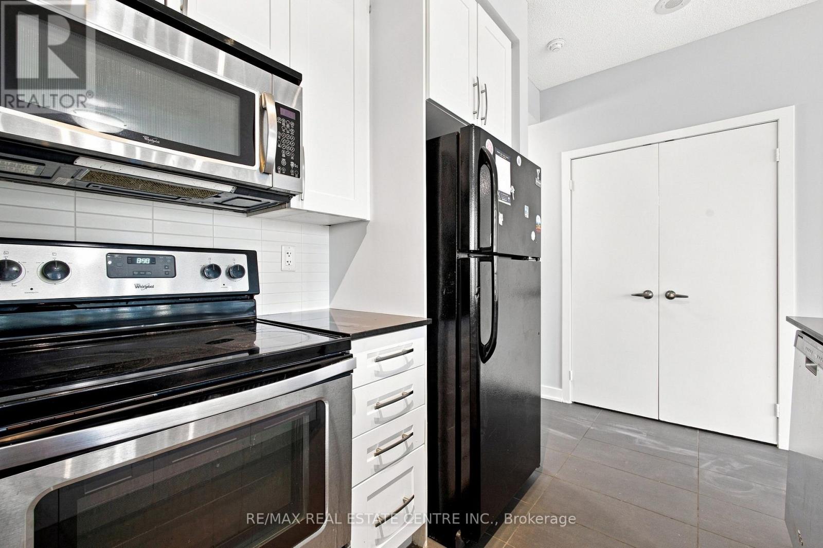 #1103 4065 BRICKSTONE MEWS - Image 15