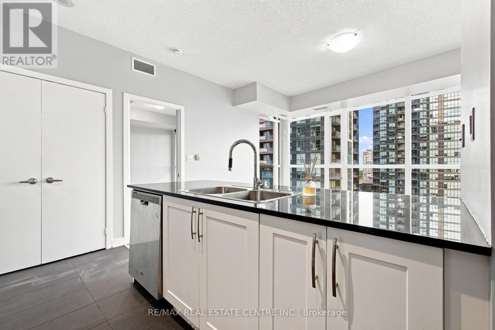 #1103 4065 BRICKSTONE MEWS - Image 16