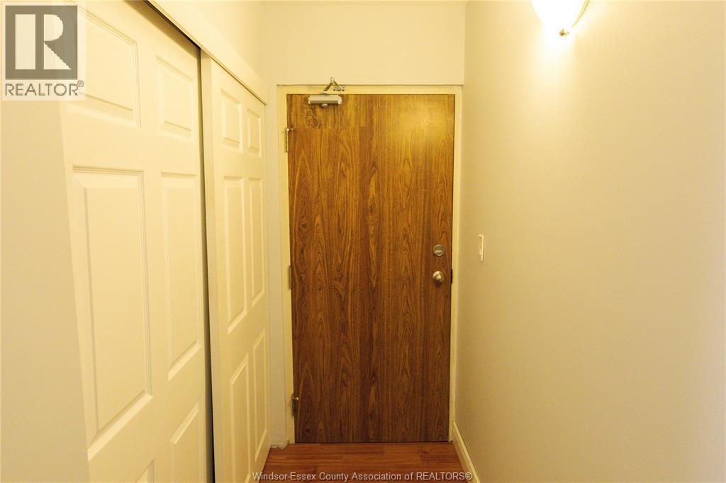 #310 3355 SANDWICH - Image 3