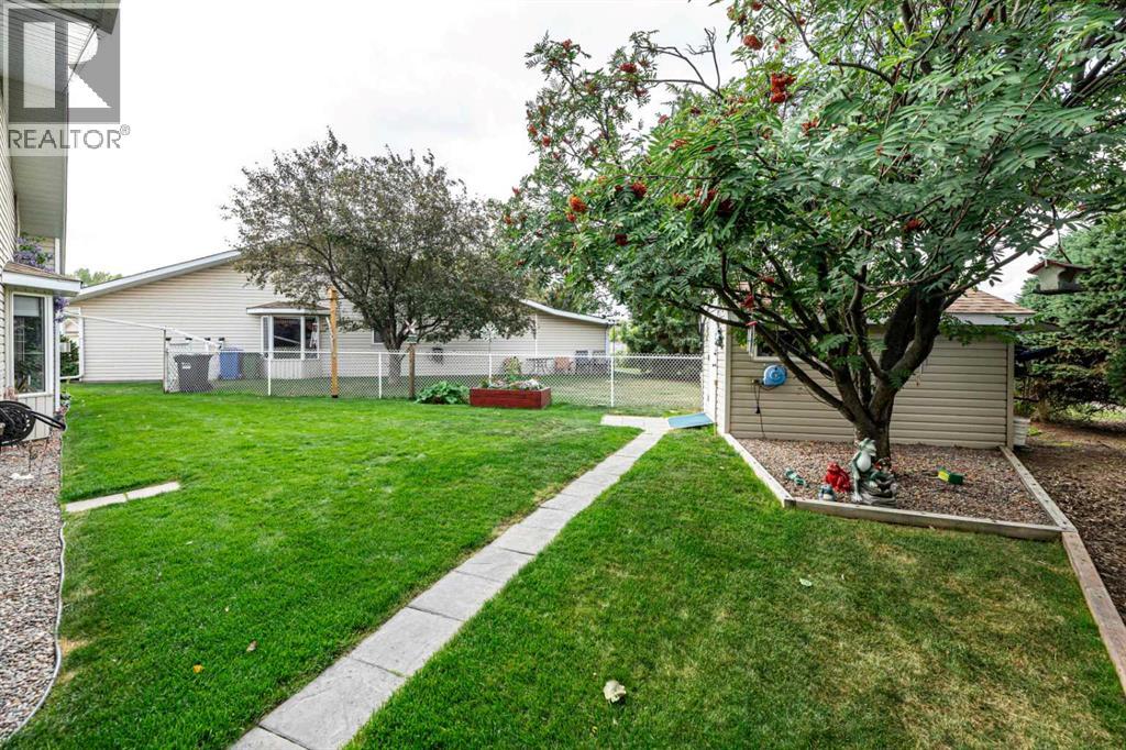 Listing photo – 4634 42 Street Crescent, Red Deer