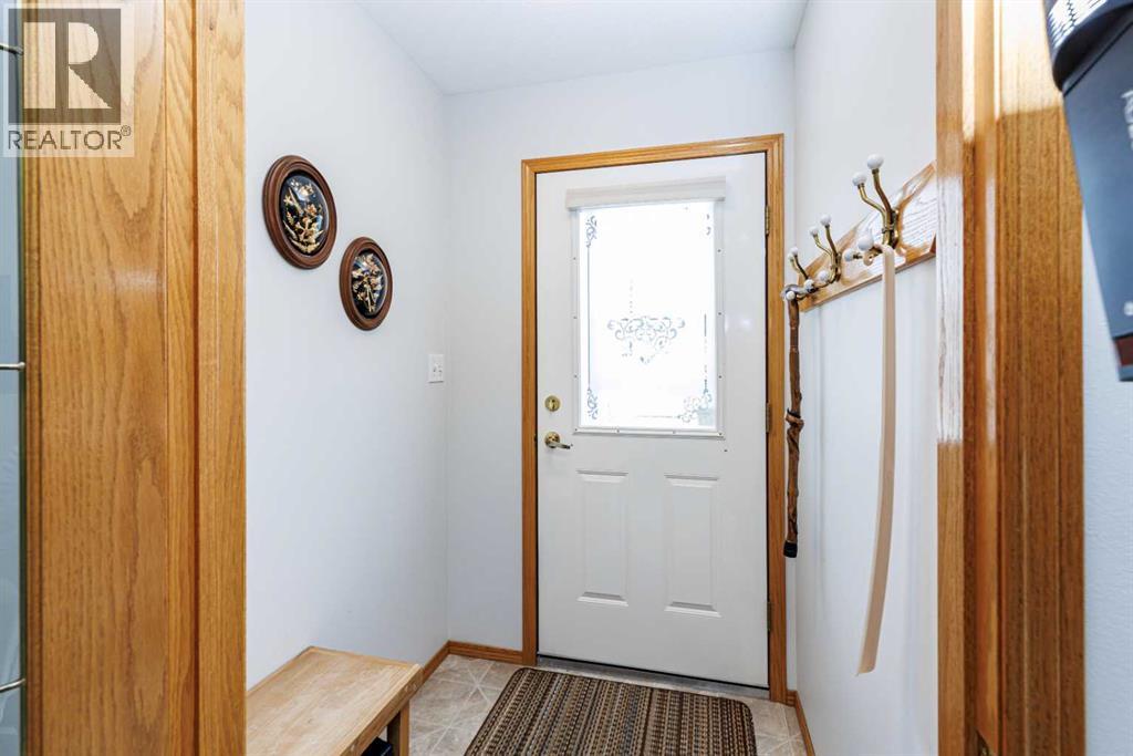 Listing photo – 4634 42 Street Crescent, Red Deer