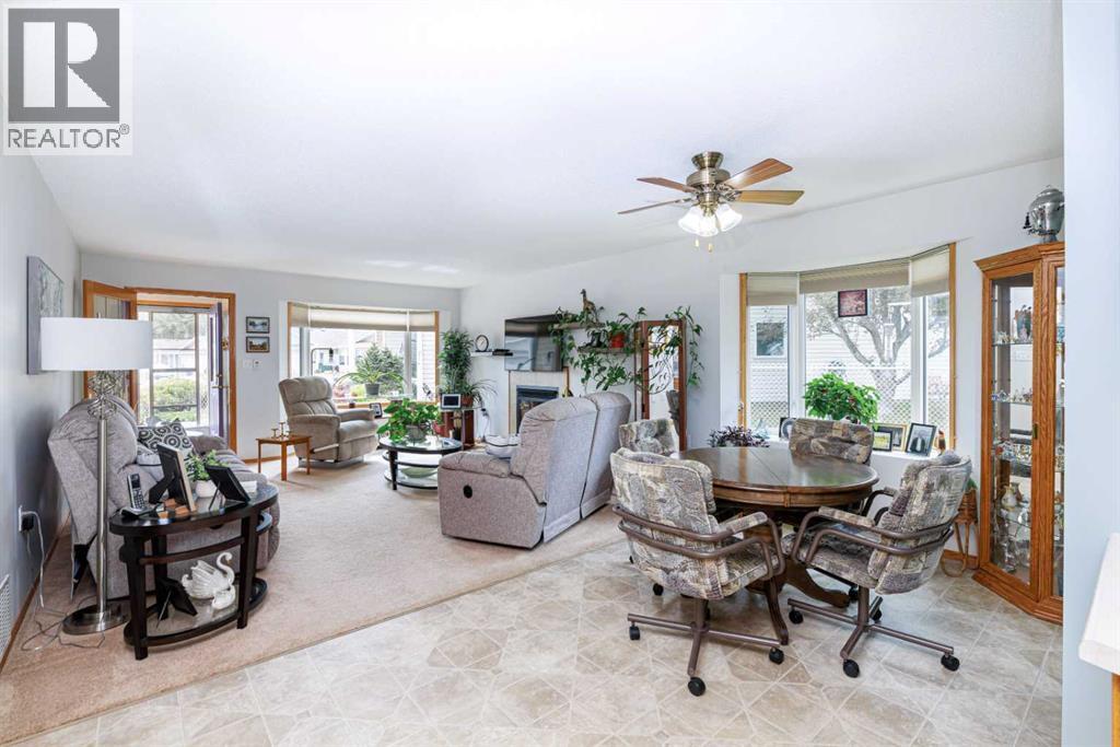 Listing photo – 4634 42 Street Crescent, Red Deer