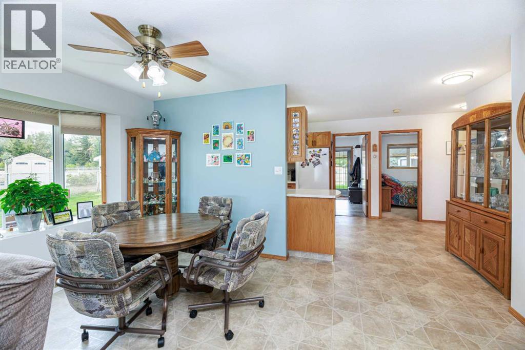 Listing photo – 4634 42 Street Crescent, Red Deer