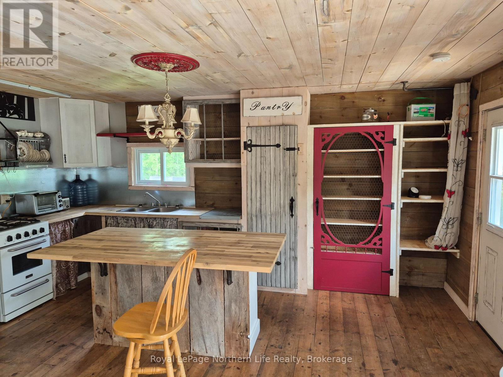 554 JANVEAU ROAD - Image 7