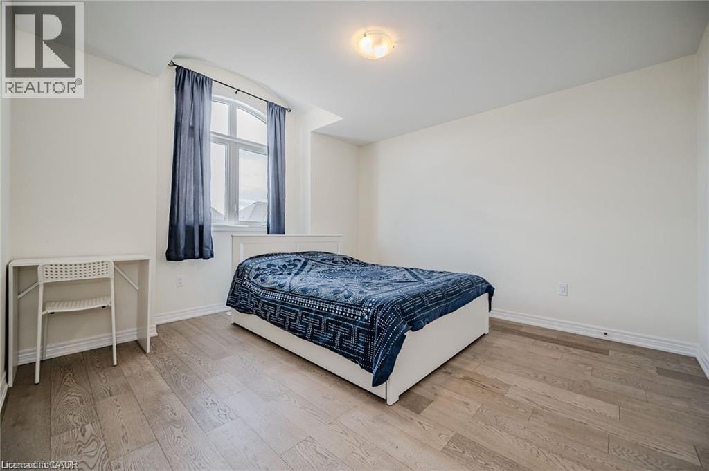 91 PINOT Crescent - 34