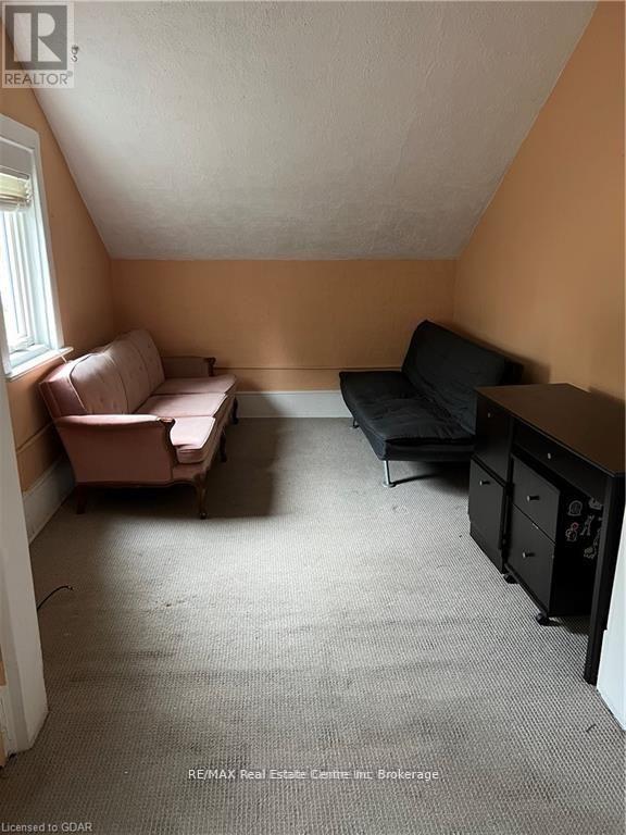 #B 187 ARTHUR ST N Street, Guelph (General Hospital), Ontario, N1E4V6, Guelph (General Hospital), Ontario — photo 4 of 5