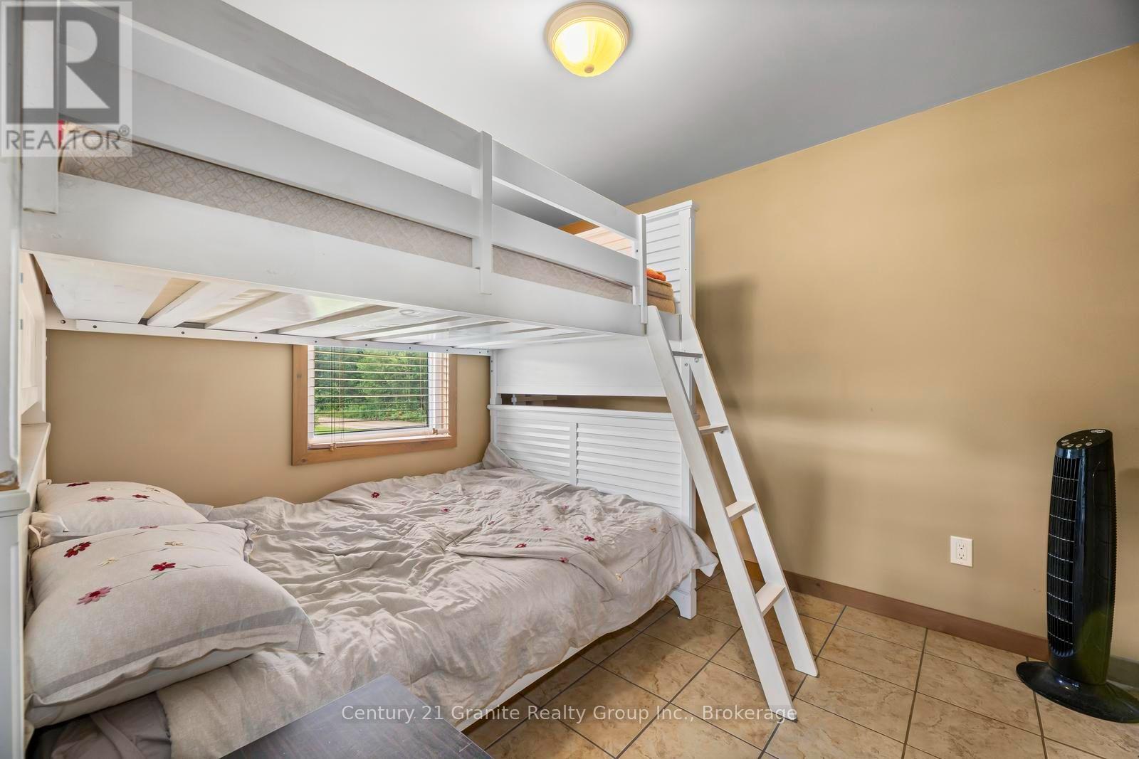 573 BROWNS ROAD - 31