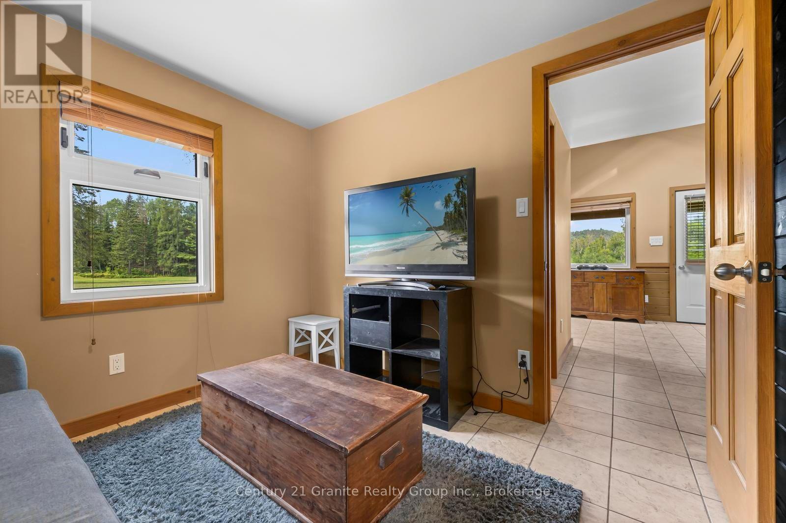 573 BROWNS ROAD - 33