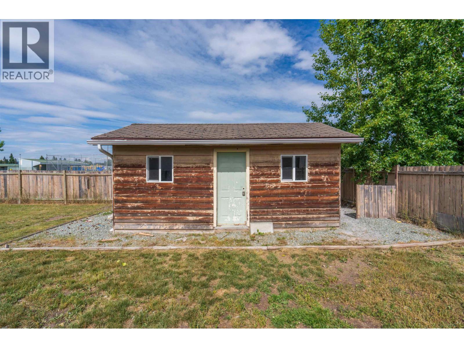 1092 LIMESTONE CRESCENT - Image 26