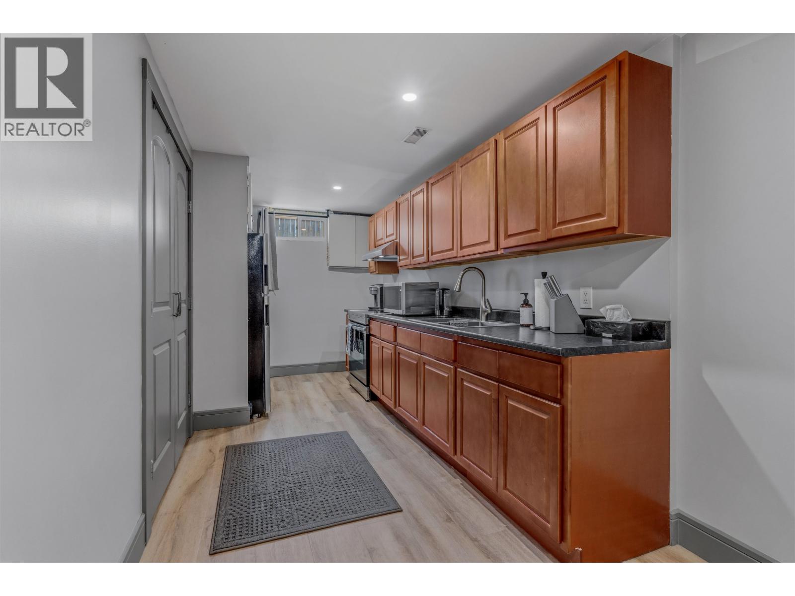 1092 LIMESTONE CRESCENT - 14
