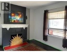 Main #1 - 2352 Queen Street E, Toronto, ON M4E1G9 Photo 14
