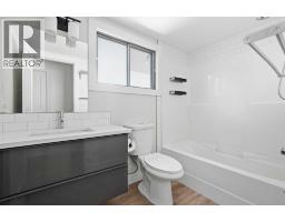 4205 16 Street SW - photo 15