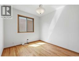 4205 16 Street SW - photo 20