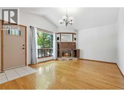 4205 16 Street SW - photo 4