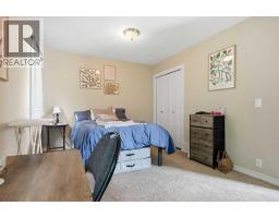 4205 16 Street SW - photo 40